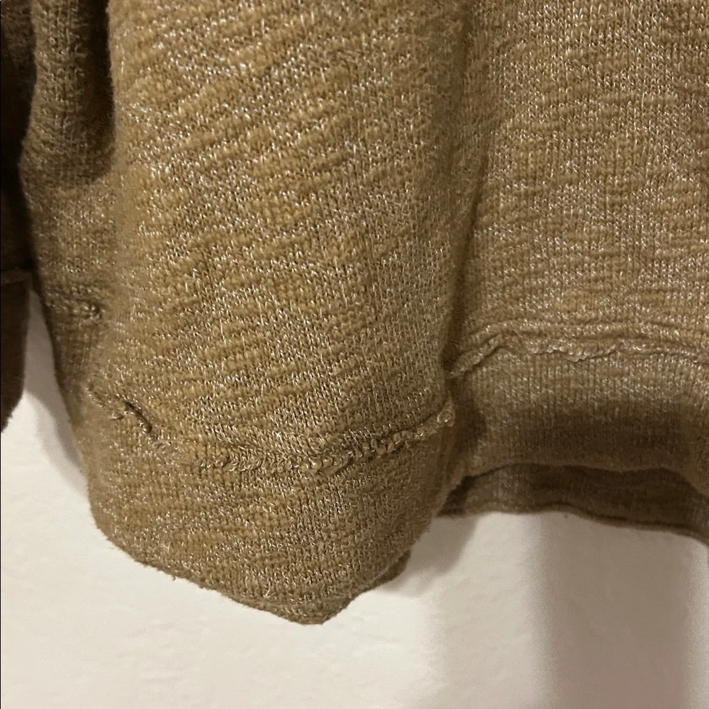 🚂FP Free People BEACH long sleeve Henley Top size M GUC